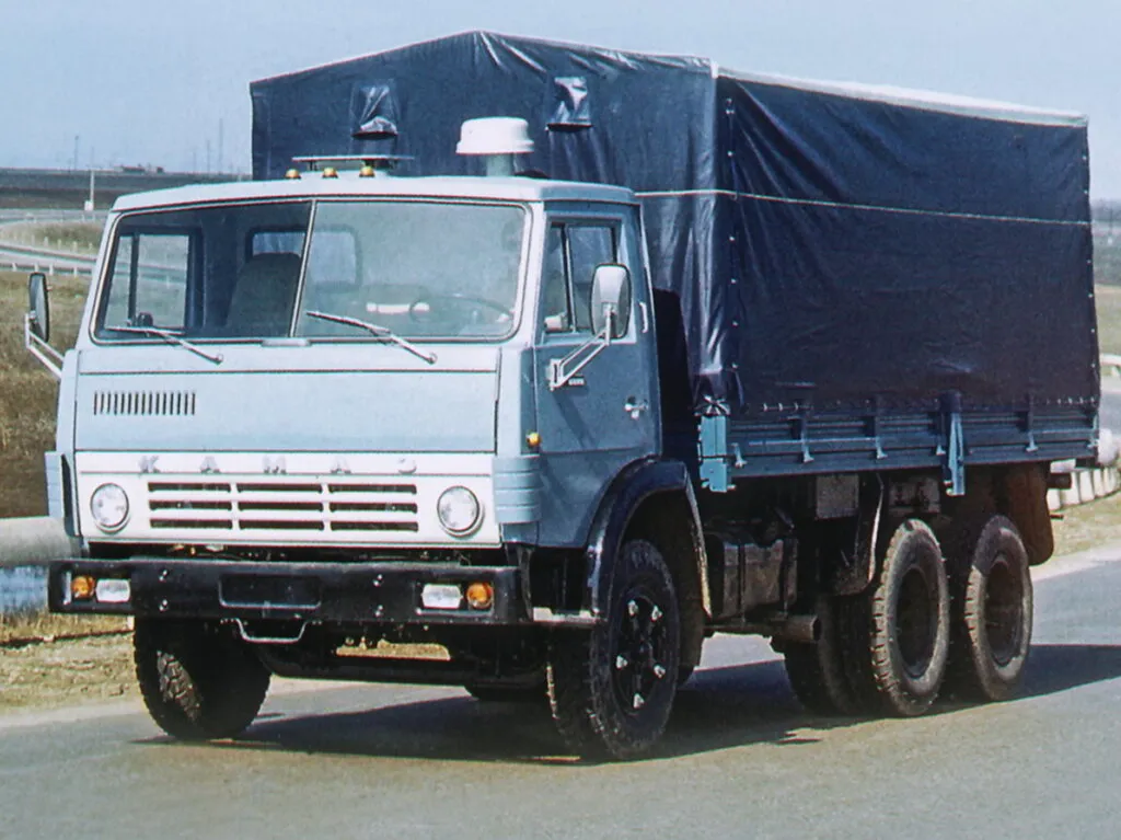 КамАЗ 5320 рестайлинг 1980, бортовой грузовик, 1 поколение (01.1980 - 01.2001)