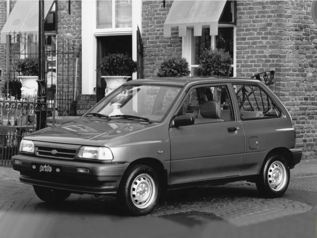 Kia Pride рестайлинг 1993, хэтчбек 3 дв., 1 поколение, Y (11.1993 - 01.2000)