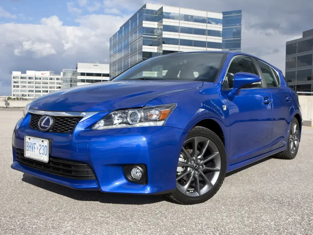 Lexus CT200h 2011, хэтчбек 5 дв., 1 поколение, A10 (01.2011 - 10.2013)