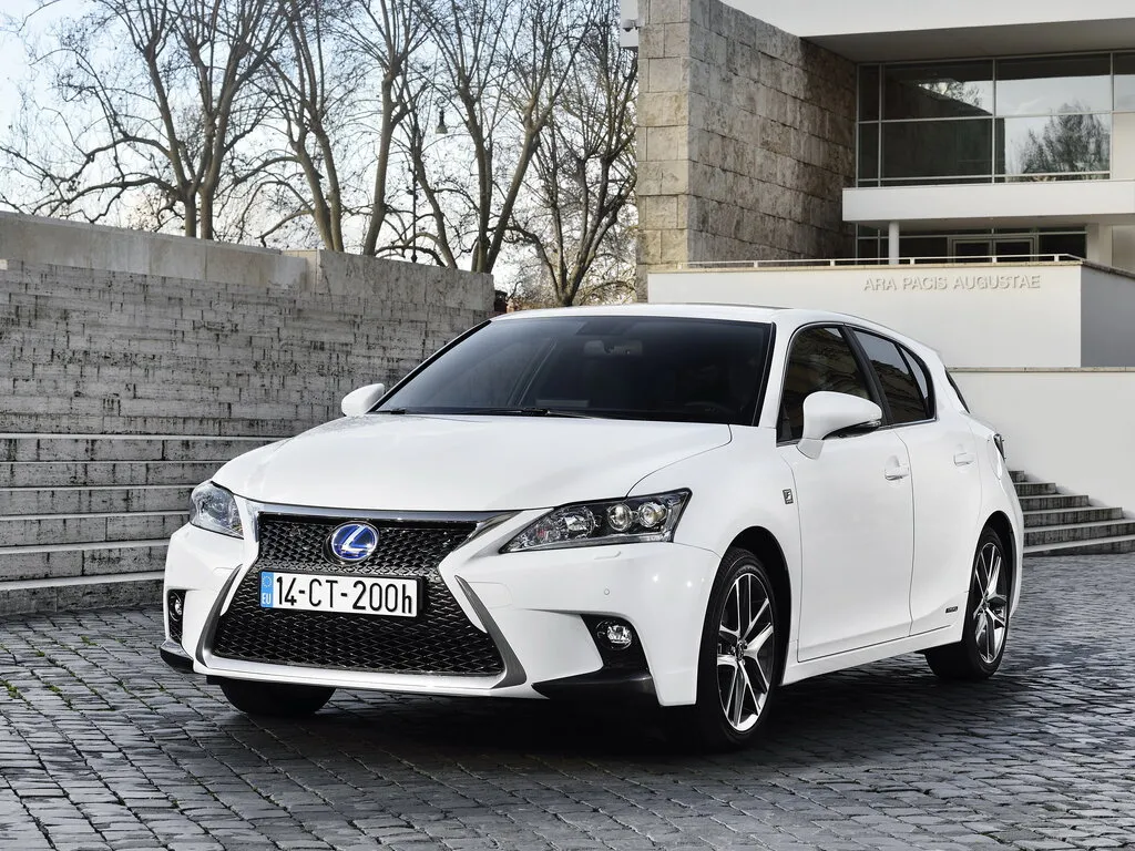 Lexus CT200h рестайлинг 2013, хэтчбек 5 дв., 1 поколение, A10 (11.2013 - 07.2017)