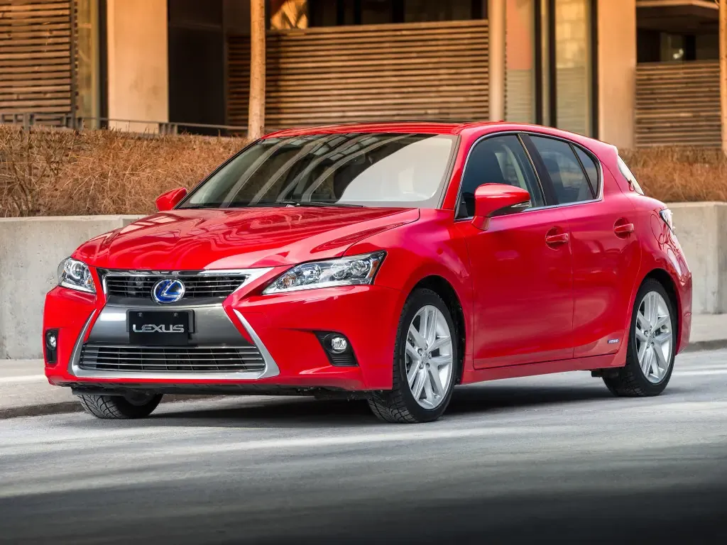 Lexus CT200h рестайлинг 2013, хэтчбек 5 дв., 1 поколение, A10 (11.2013 - 10.2015)