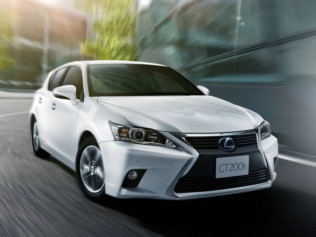 Lexus CT200h рестайлинг 2014, хэтчбек 5 дв., 1 поколение, A10 (01.2014 - 07.2017)