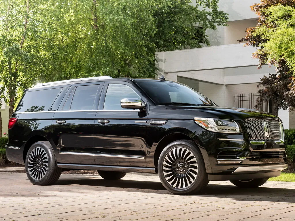 Lincoln Navigator 2017, джип/suv 5 дв., 4 поколение (04.2017 - 09.2022)