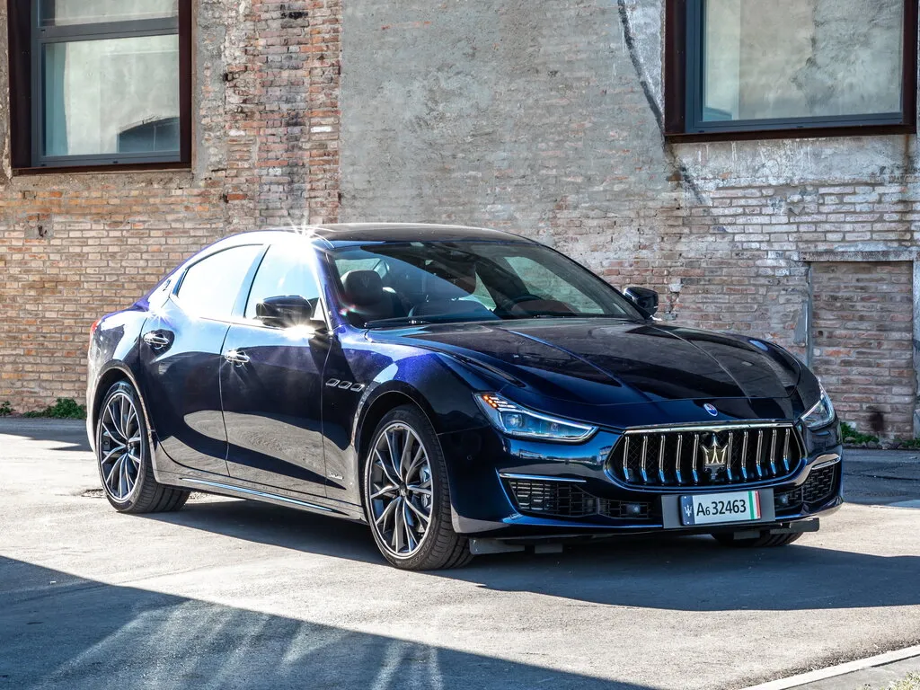 Maserati Ghibli 2-й рестайлинг 2020, седан, 3 поколение, M157 (08.2020 - 12.2022)