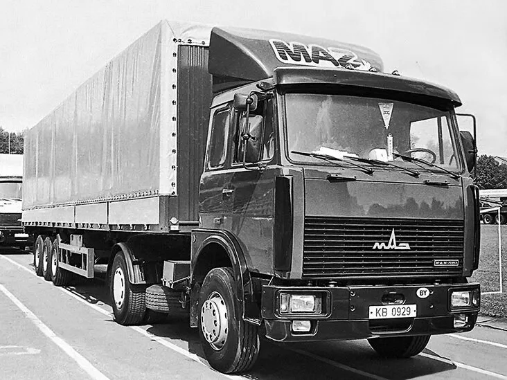 МАЗ 5432 рестайлинг 1988, седельный тягач, 1 поколение (01.1988 - 05.2011)