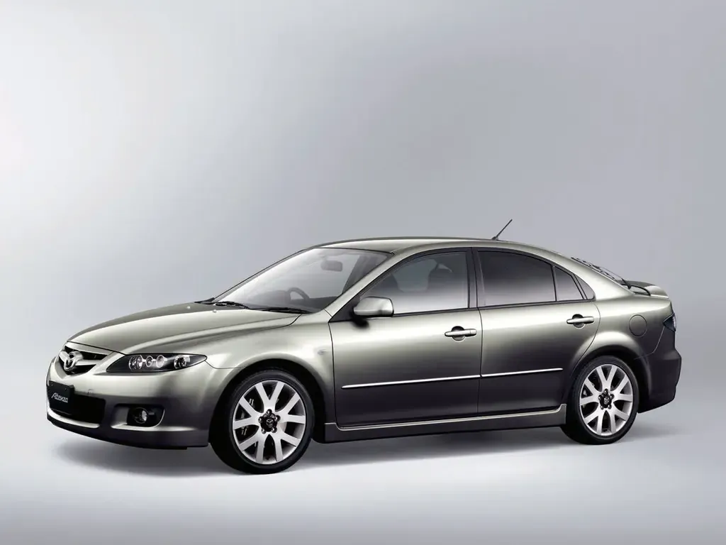 Mazda Atenza рестайлинг 2005, лифтбек, 1 поколение, GG (06.2005 - 12.2007)