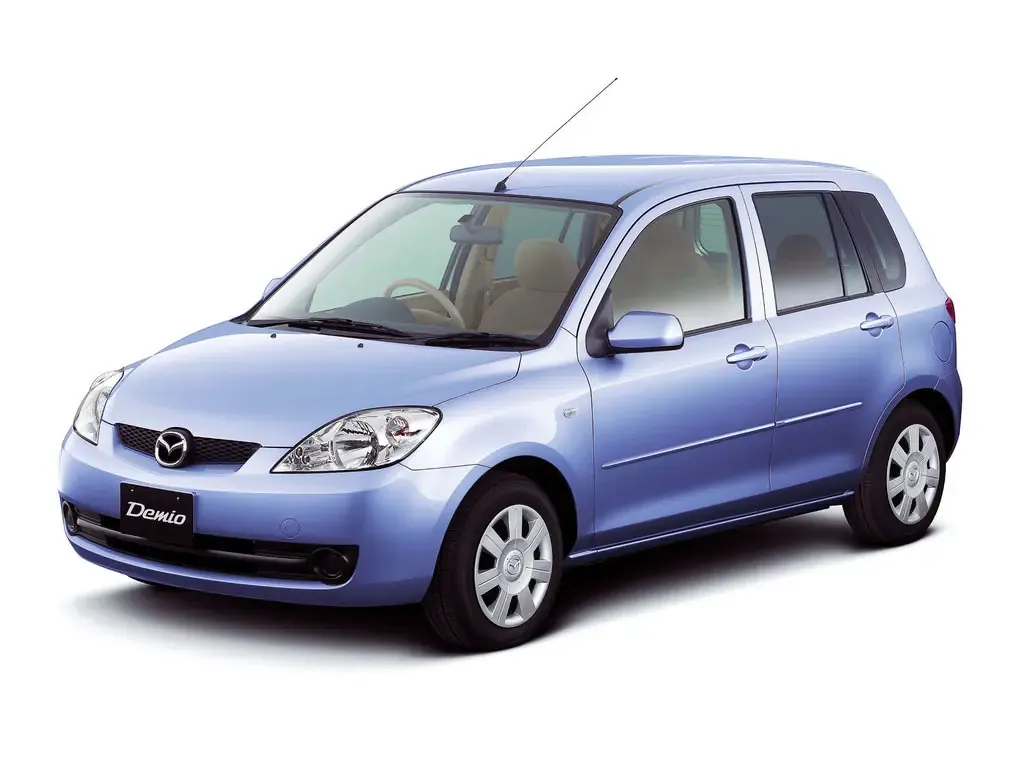 Mazda Demio рестайлинг 2005, хэтчбек 5 дв., 2 поколение, DY (04.2005 - 06.2007)