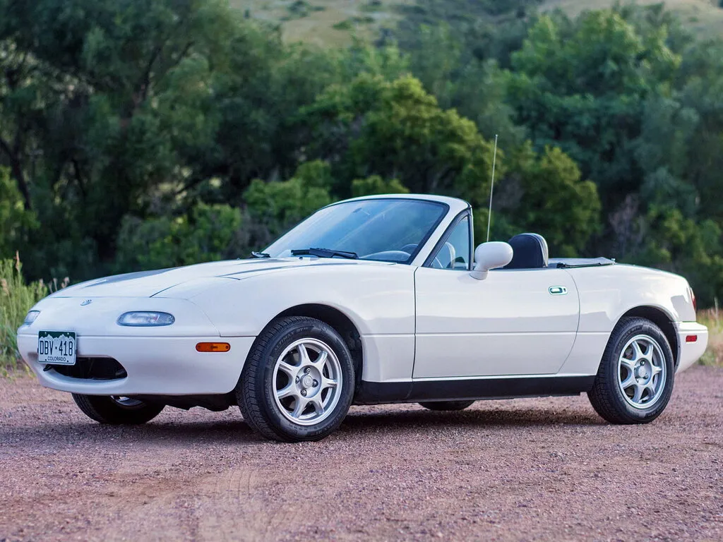 Mazda Miata рестайлинг 1993, открытый кузов, 1 поколение, NA (04.1993 - 08.1997)