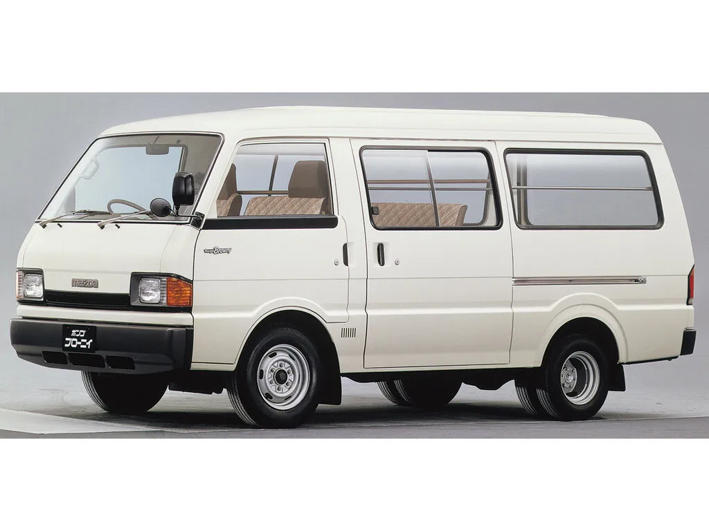 Mazda Bongo Brawny 1983, цельнометаллический фургон, 3 поколение (06.1983 - 07.1990)