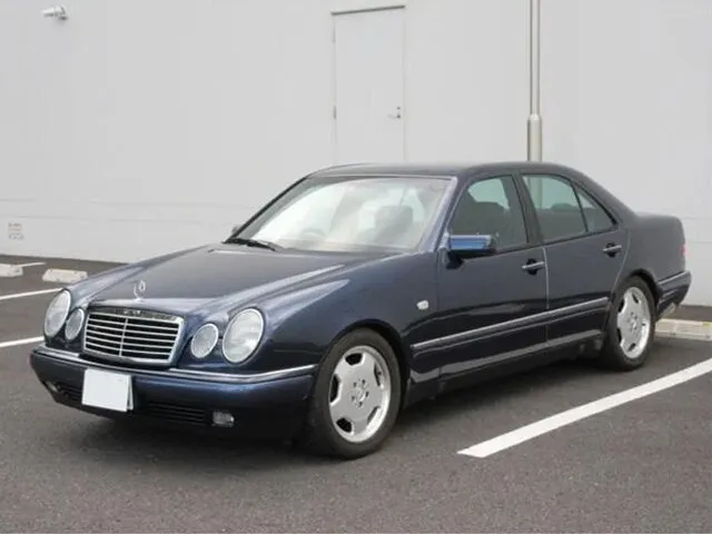 Mercedes-Benz E-Class 1995, седан, 2 поколение, W210 (10.1995 - 09.1999)