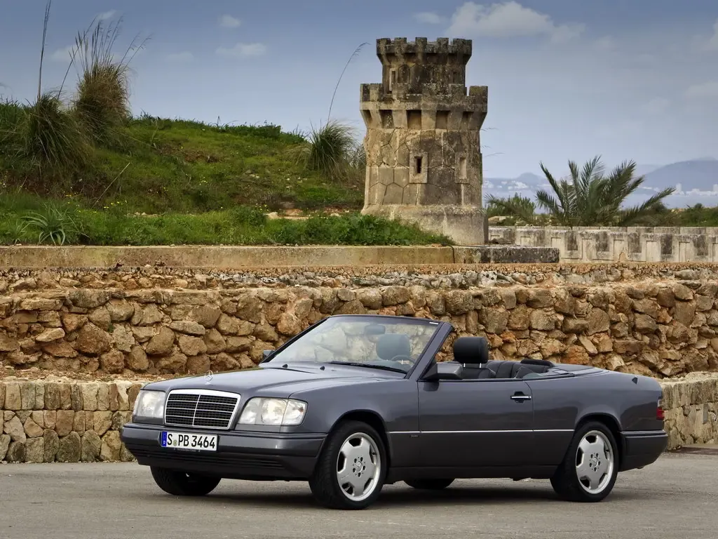 Mercedes-Benz E-Class рестайлинг 1994, открытый кузов, 1 поколение, A124 (03.1994 - 05.1997)