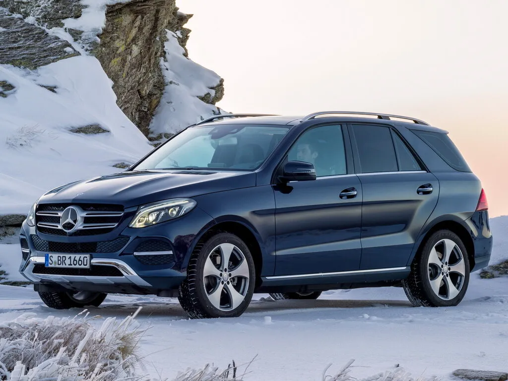 Mercedes-Benz GLE-Class 2015, джип/suv 5 дв., 1 поколение, W166 (03.2015 - 10.2018)