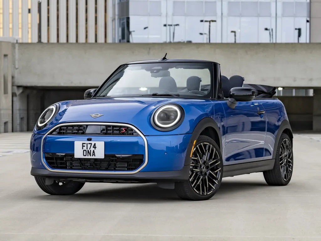 MINI Cabrio 2024, открытый кузов, 4 поколение, F67 (03.2024 - н.в.)
