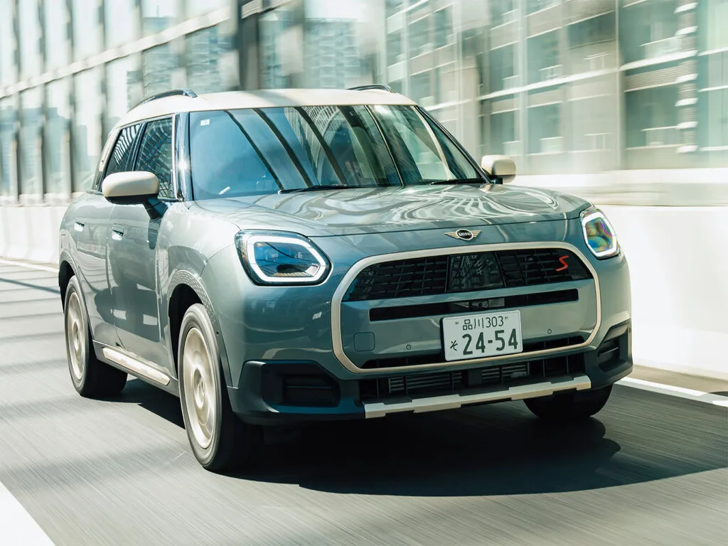 MINI Countryman 2023, хэтчбек 5 дв., 3 поколение, U25 (11.2023 - н.в.)