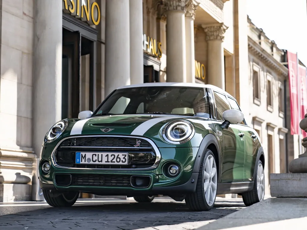 MINI Hatch рестайлинг 2018, хэтчбек 5 дв., 3 поколение (01.2018 - 04.2021)