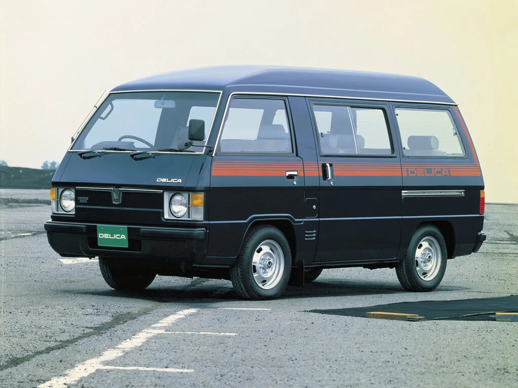 Mitsubishi Delica 1979, минивэн, 2 поколение (06.1979 - 10.1982)