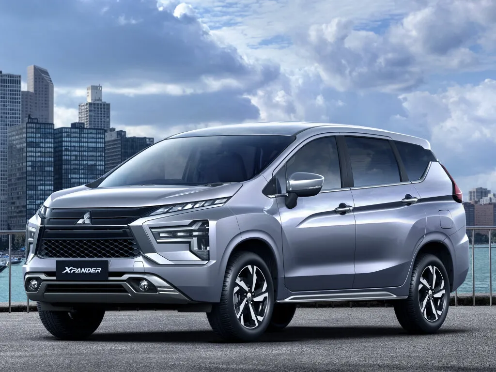 Mitsubishi Xpander рестайлинг 2021, минивэн, 1 поколение, NC1W (11.2021 - н.в.)