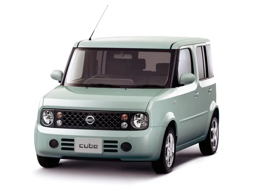 Nissan Cube рестайлинг 2005, хэтчбек 5 дв., 2 поколение, Z11 (05.2005 - 12.2006)