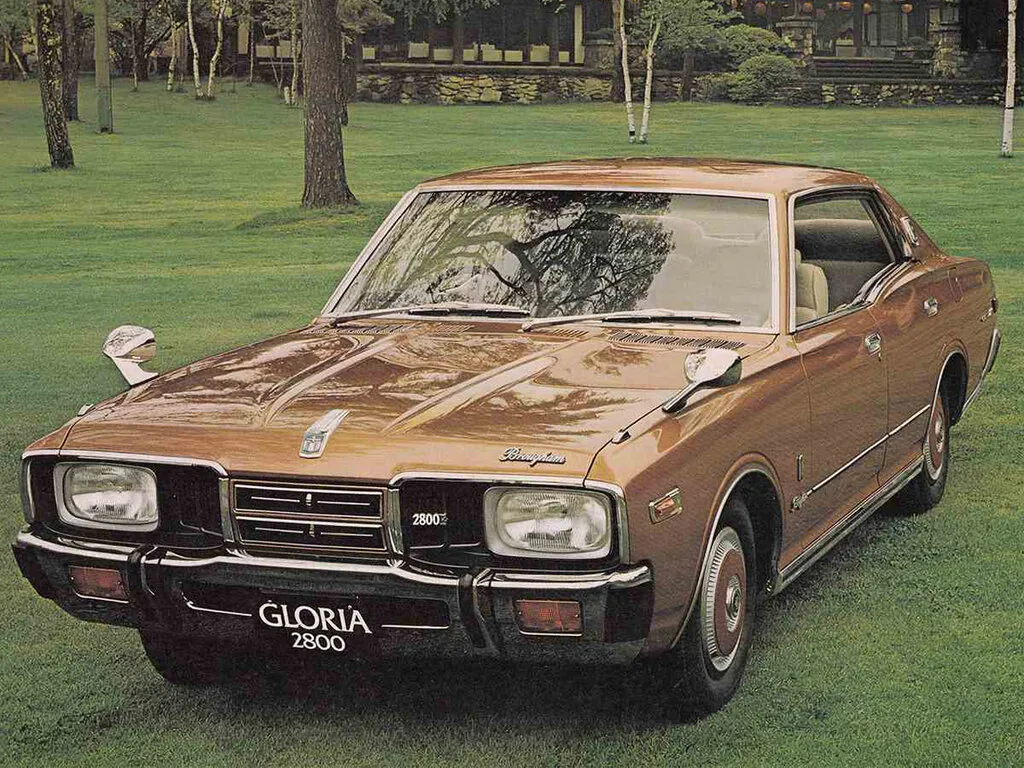 Nissan Gloria рестайлинг 1977, седан, 5 поколение, 330 (06.1977 - 05.1979)