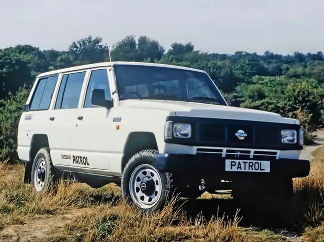 Nissan Patrol рестайлинг 1986, джип/suv 5 дв., 3 поколение, K260 (03.1986 - 06.1994)