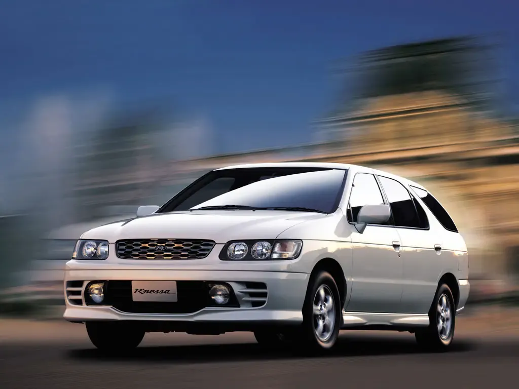 Nissan R'nessa рестайлинг 2000, универсал, 1 поколение, N30 (01.2000 - 12.2001)