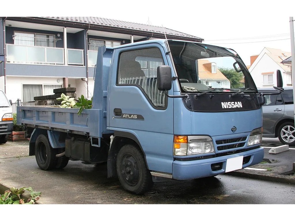 Nissan Atlas 1995, бортовой грузовик, 3 поколение, H42 (06.1995 - 04.1999)