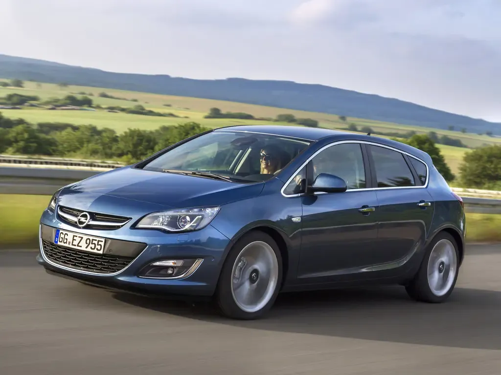 Opel Astra рестайлинг 2012, хэтчбек 5 дв., 4 поколение, J (09.2012 - 10.2015)