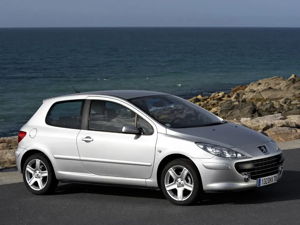Peugeot 307 рестайлинг 2005, хэтчбек 3 дв., 1 поколение (05.2005 - 12.2008)