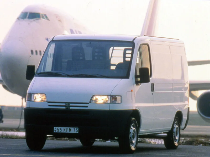 Peugeot Boxer 1994, цельнометаллический фургон, 1 поколение, Typ 230 (03.1994 - 03.2002)