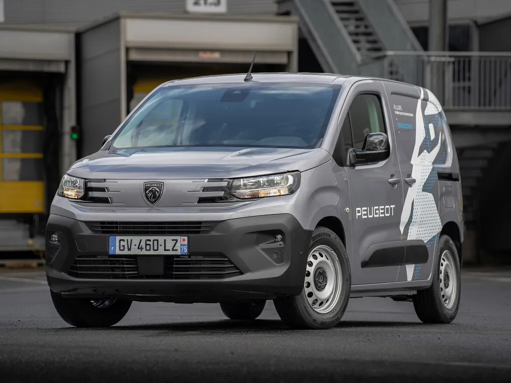 Peugeot Partner рестайлинг 2023, цельнометаллический фургон, 3 поколение, K9 (10.2023 - н.в.)