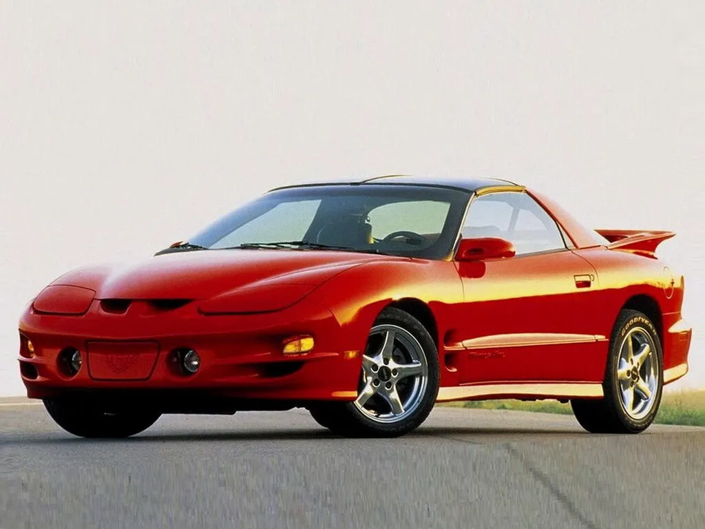Pontiac Firebird рестайлинг 1997, купе, 4 поколение (07.1997 - 08.2002)