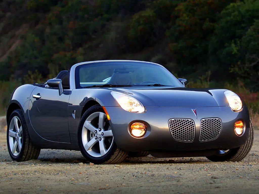 Pontiac Solstice 2004, открытый кузов, 1 поколение (01.2004 - 03.2010)