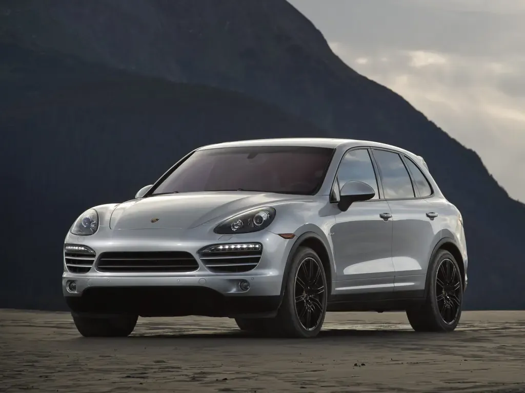 Porsche Cayenne 2010, джип/suv 5 дв., 2 поколение, 92A (03.2010 - 07.2014)