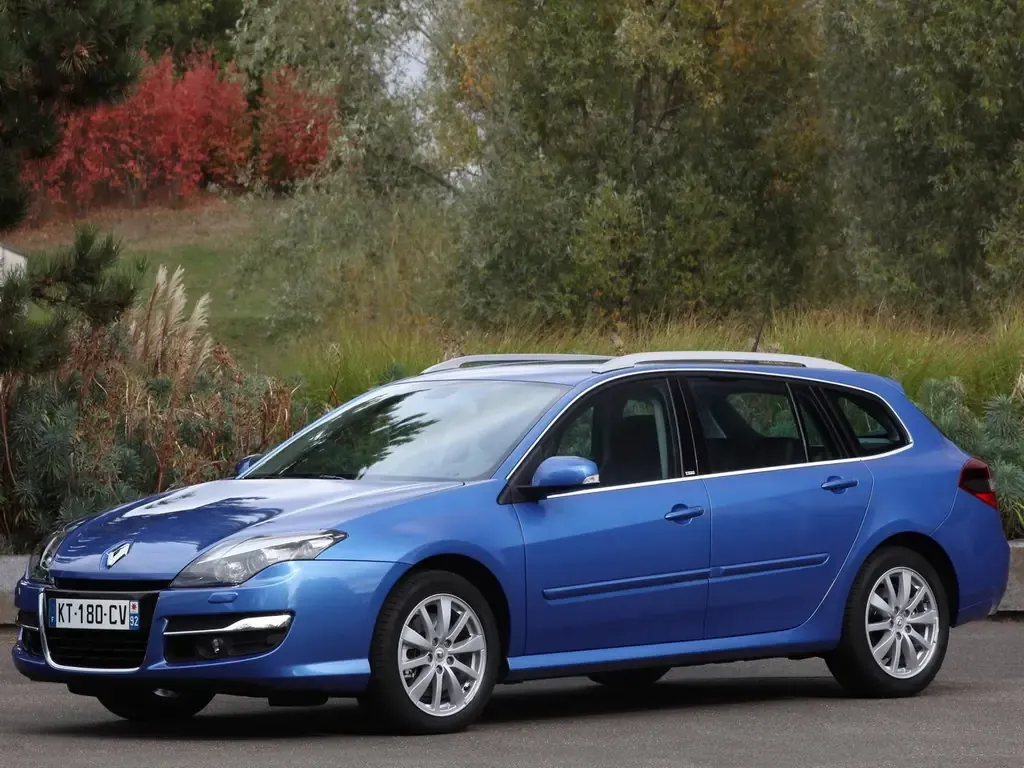 Renault Laguna рестайлинг 2011, универсал, 3 поколение, X91 (01.2011 - 07.2015)
