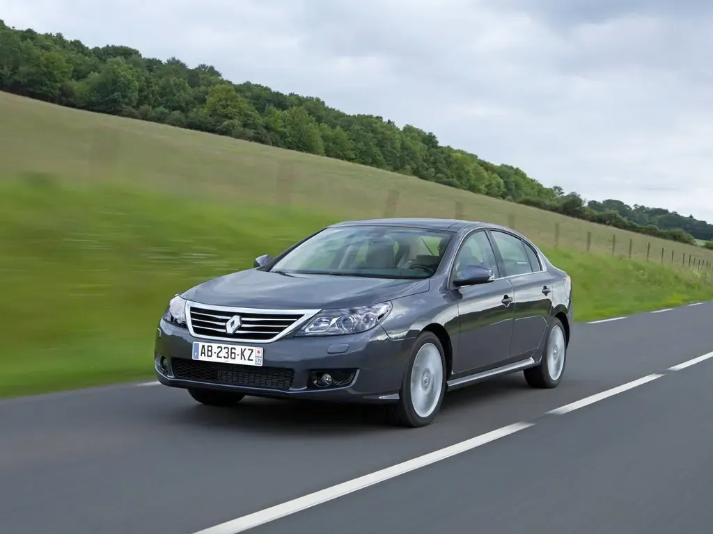 Renault Latitude 2010, седан, 1 поколение (08.2010 - 06.2014)