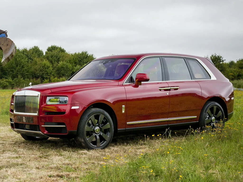 Rolls-Royce Cullinan 2018, джип/suv 5 дв., 1 поколение (05.2018 - 08.2024)