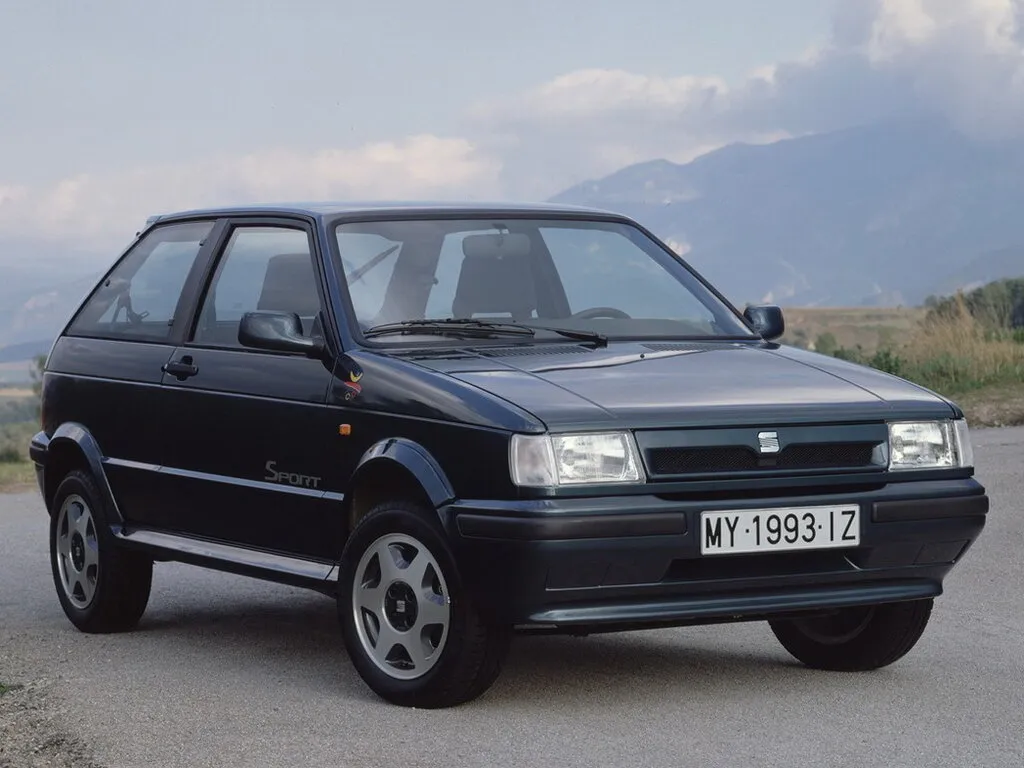 SEAT Ibiza рестайлинг 1991, хэтчбек 3 дв., 1 поколение, 021A (04.1991 - 05.1993)