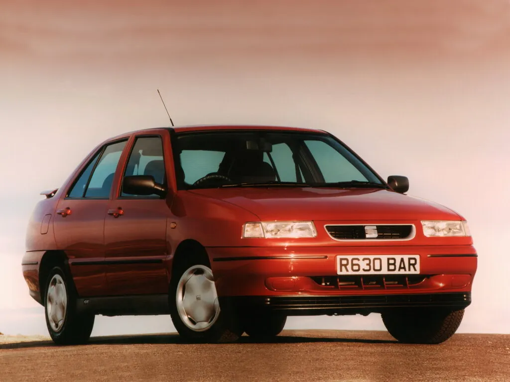 SEAT Toledo рестайлинг 1995, седан, 1 поколение, 1L (09.1995 - 08.1999)