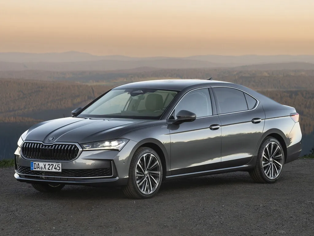 Skoda Superb 2023, лифтбек, 4 поколение, 3Y (10.2023 - н.в.)
