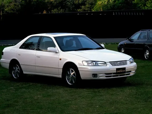 Toyota Camry Gracia 1996, седан, 1 поколение, XV20 (12.1996 - 07.1999)