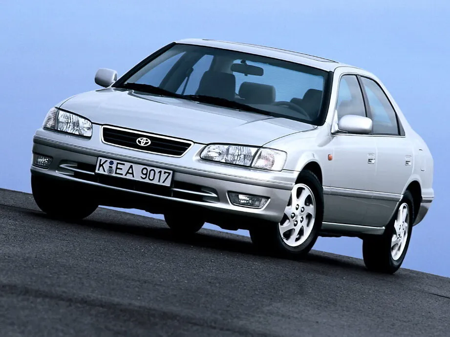 Toyota Camry рестайлинг 1999, седан, 5 поколение, XV20 (08.1999 - 09.2001)