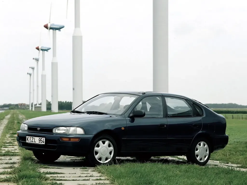 Toyota Corolla 1991, лифтбек, 7 поколение, E100 (06.1991 - 04.1995)