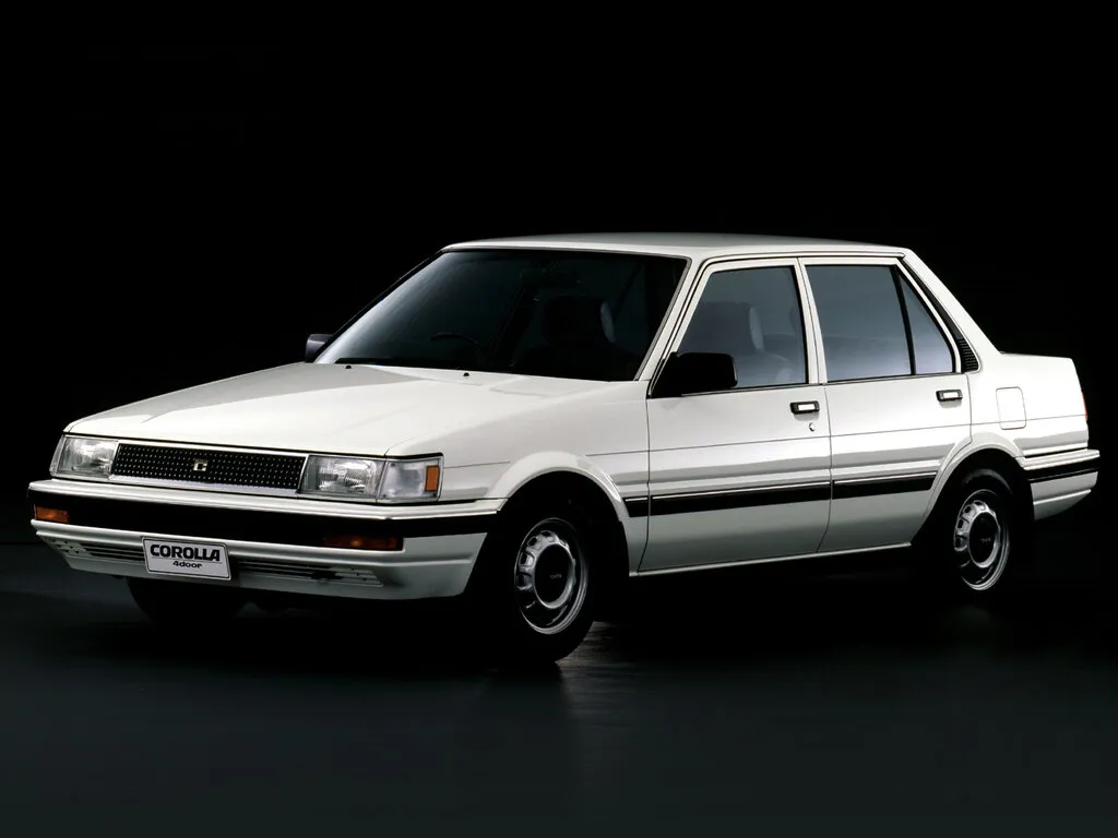 Toyota Corolla рестайлинг 1985, седан, 5 поколение, E80 (05.1985 - 04.1987)
