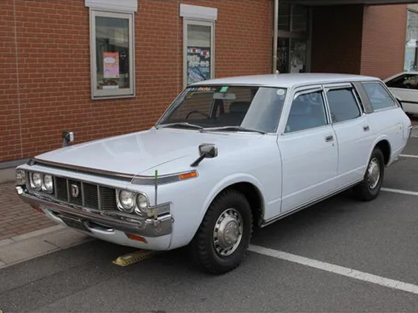 Toyota Crown рестайлинг 1973, универсал, 4 поколение (02.1973 - 09.1974)