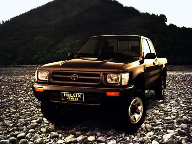 Toyota Hilux рестайлинг 1991, пикап, 5 поколение, N80, N90, N100, N110 (03.1991 - 08.1997)