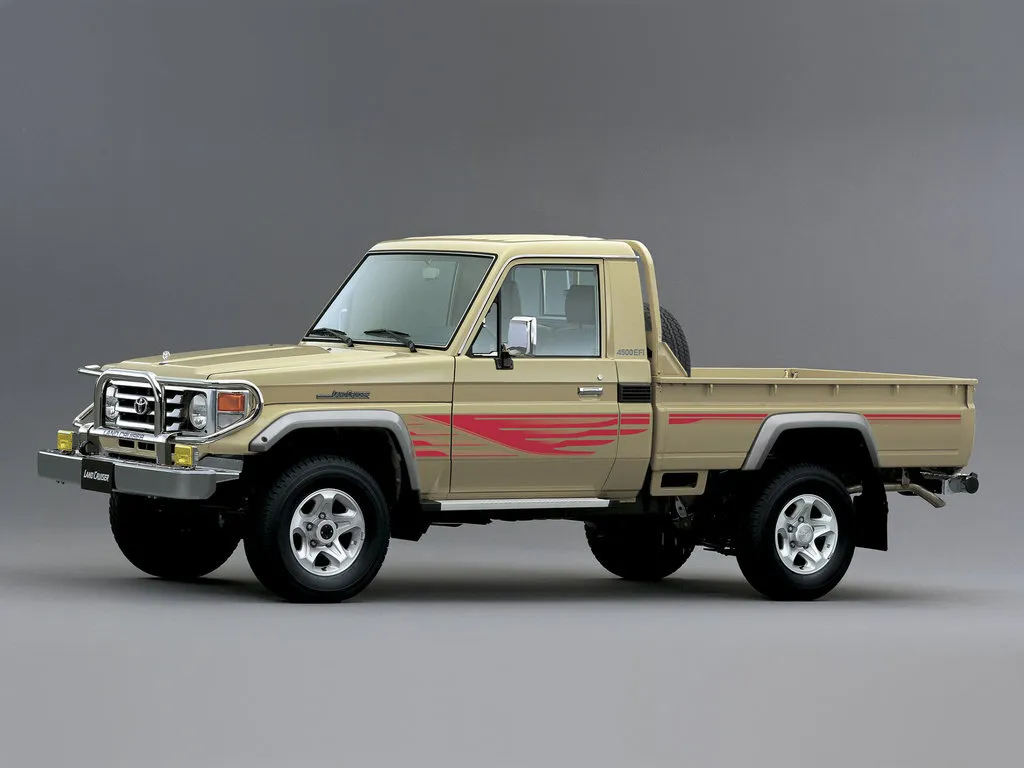 Toyota Land Cruiser 2-й рестайлинг 1999, пикап, 8 поколение, J70 (08.1999 - 01.2007)