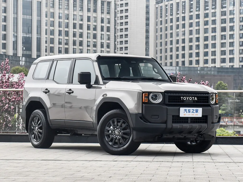 Toyota Land Cruiser Prado 2023, джип/suv 5 дв., 5 поколение, J250 (11.2023 - н.в.)