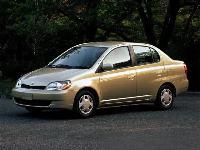 Toyota Platz 1999, седан, 1 поколение, XP10 (08.1999 - 07.2002)
