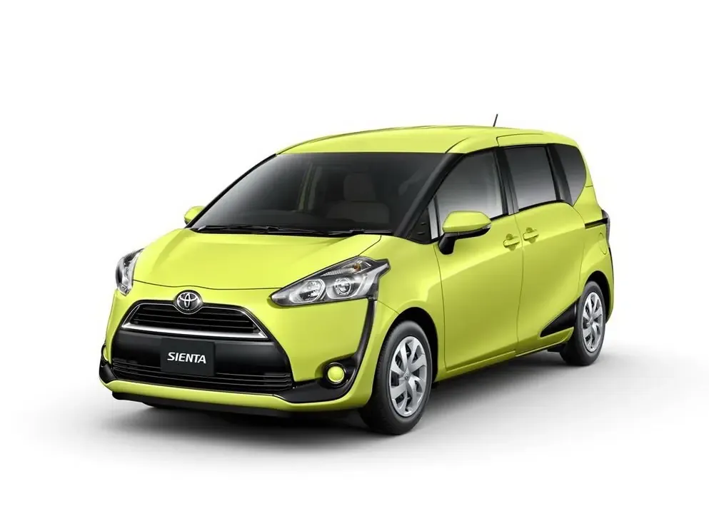 Toyota Sienta 2015, минивэн, 2 поколение, XP170 (07.2015 - 08.2018)