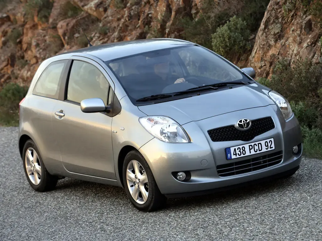 Toyota Yaris 2005, хэтчбек 3 дв., 2 поколение, XP90 (10.2005 - 08.2009)